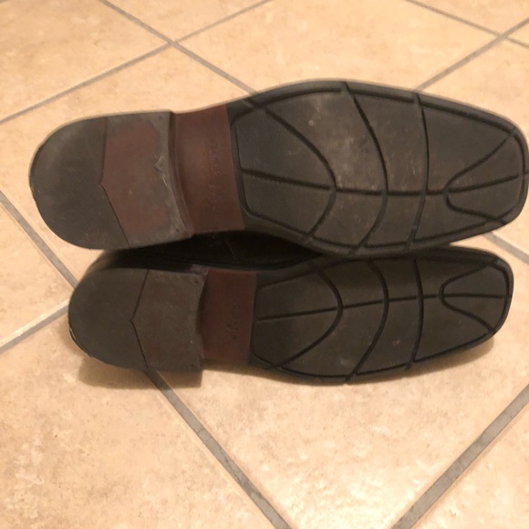 Florsheim dress shoes size 10 - Picture 6 of 6